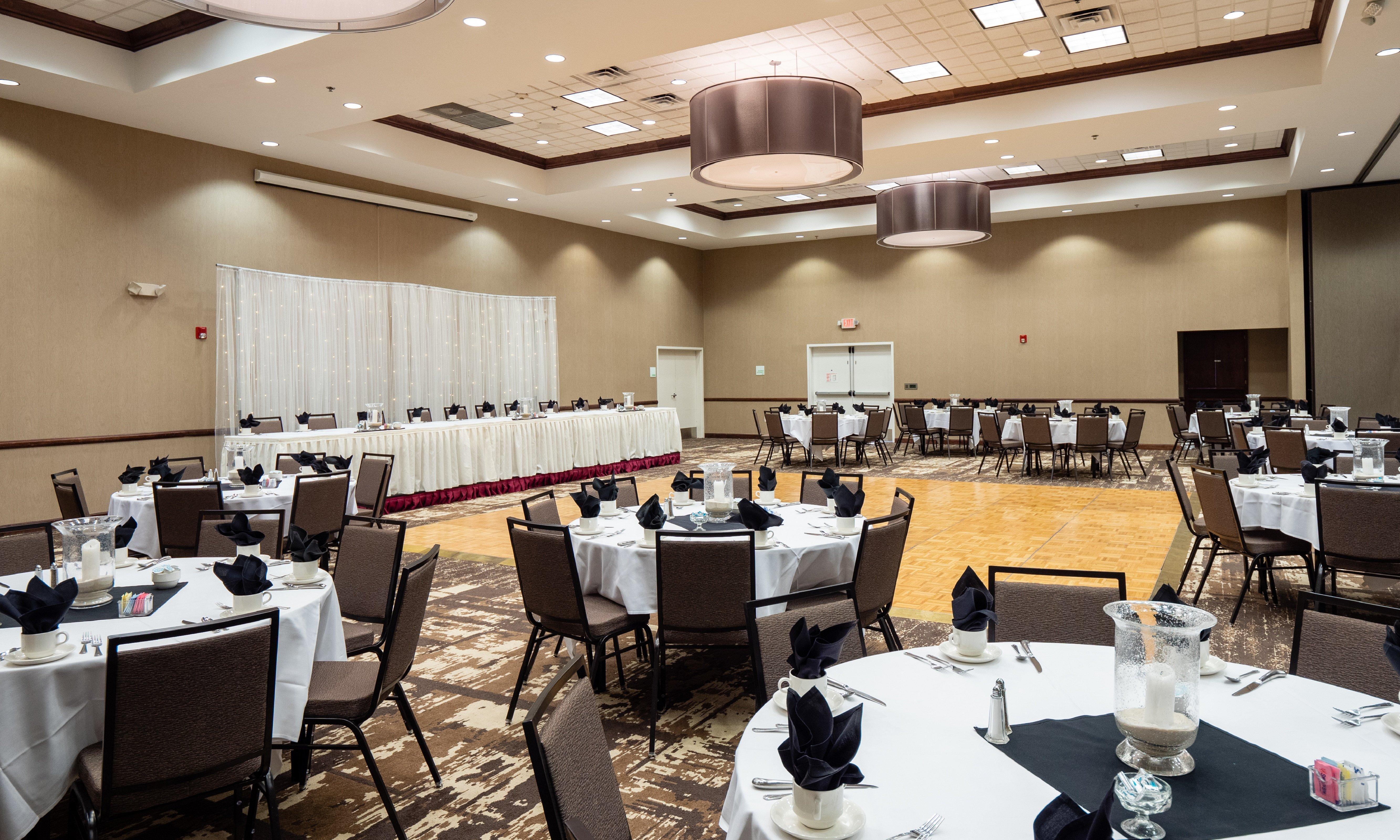 Holiday Inn Conference Center Marshfield, An Ihg Hotel Zewnętrze zdjęcie