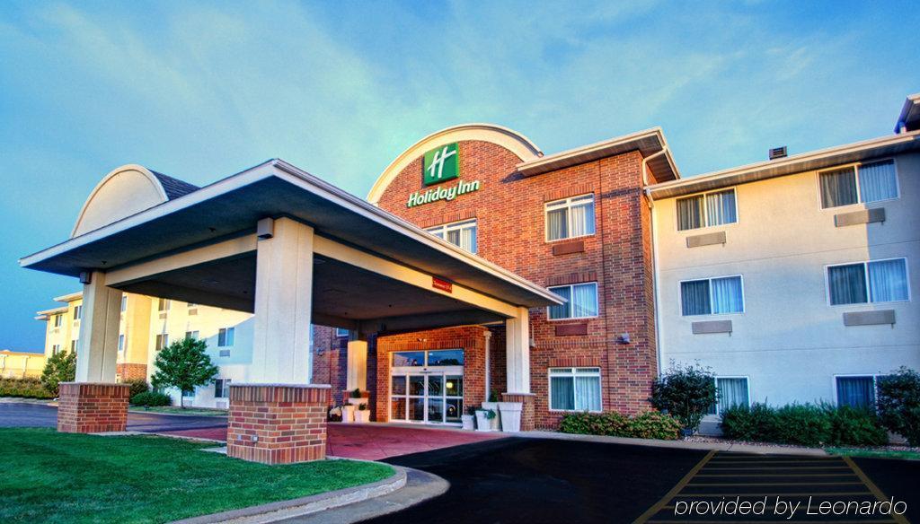 Holiday Inn Conference Center Marshfield, An Ihg Hotel Zewnętrze zdjęcie